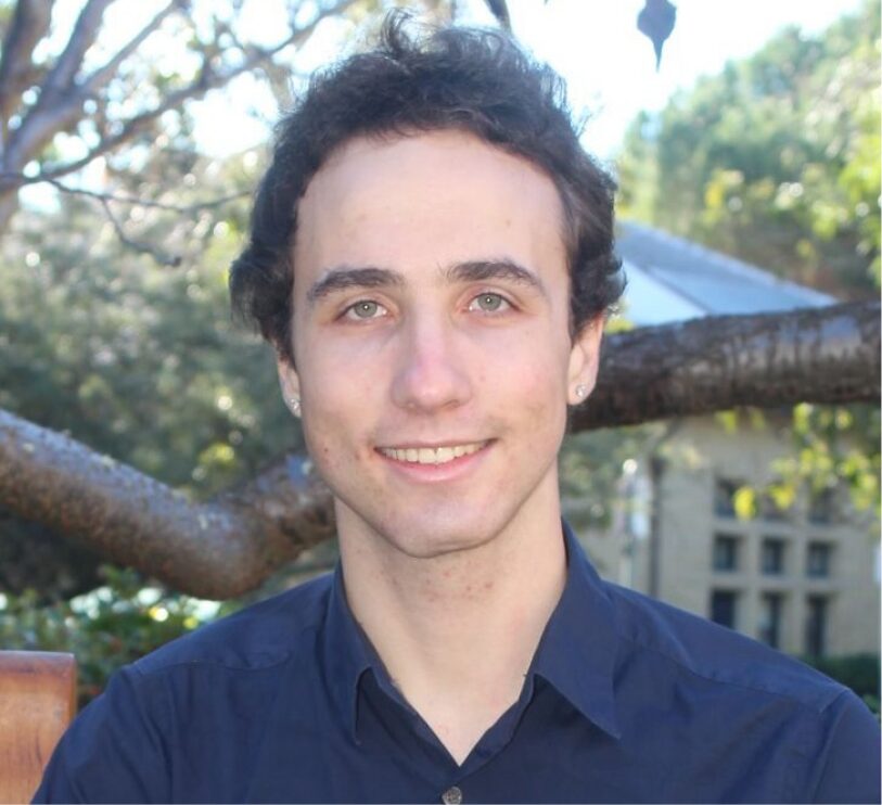 A headshot of Harvard math graduate student Andrei Mandelshtam.