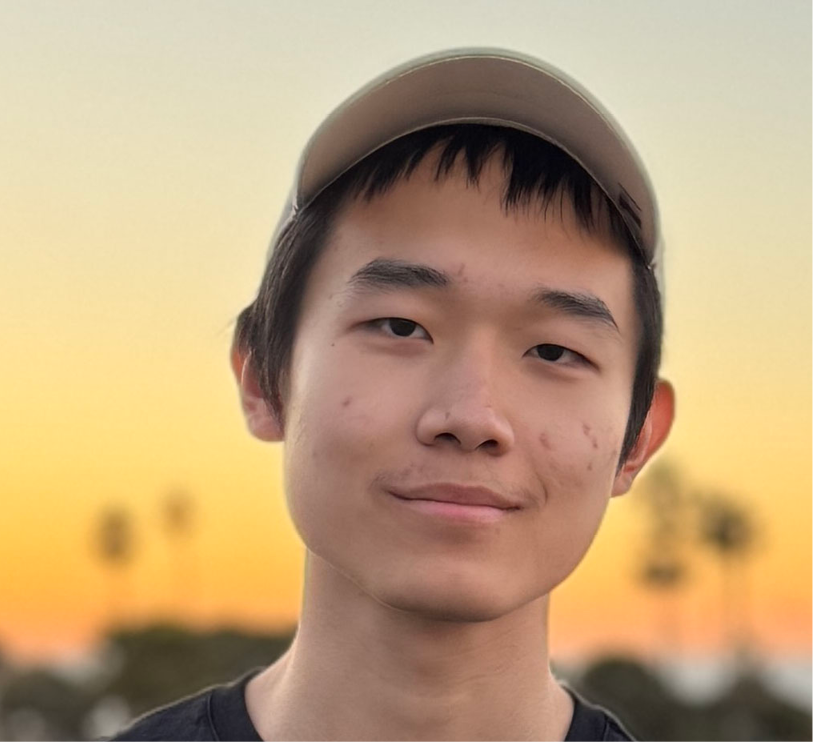 A headshot of Harvard math graduate student Oliver Xia.